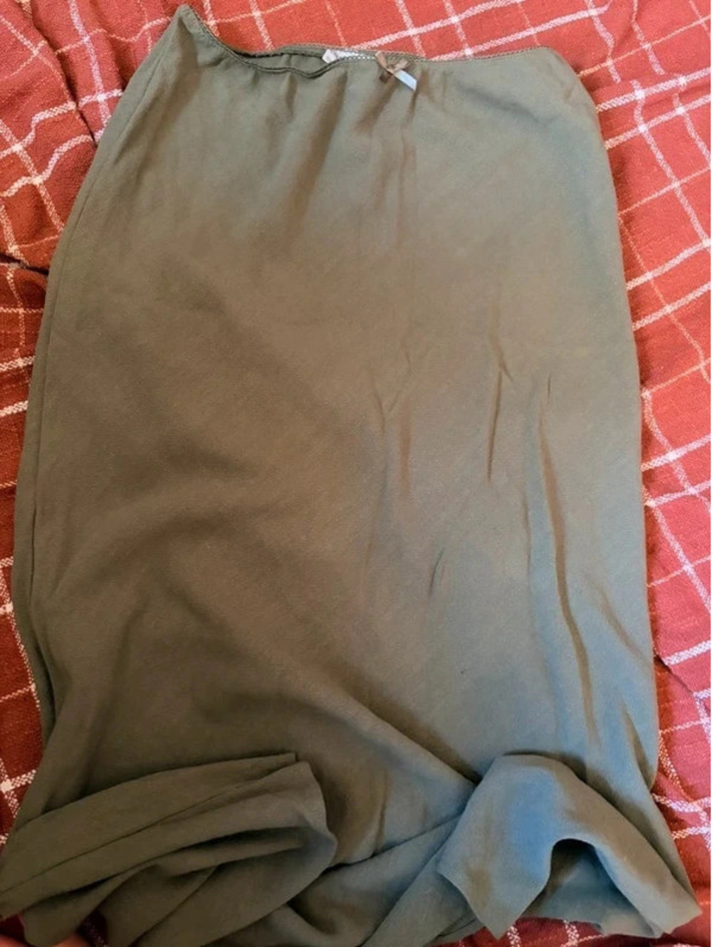 Remnants Slub Linen Column Maxi Skirt In Dark Green